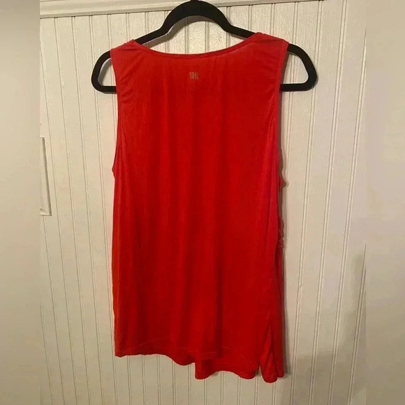 NWOT Tail workout tank top - Picture 3 of 7